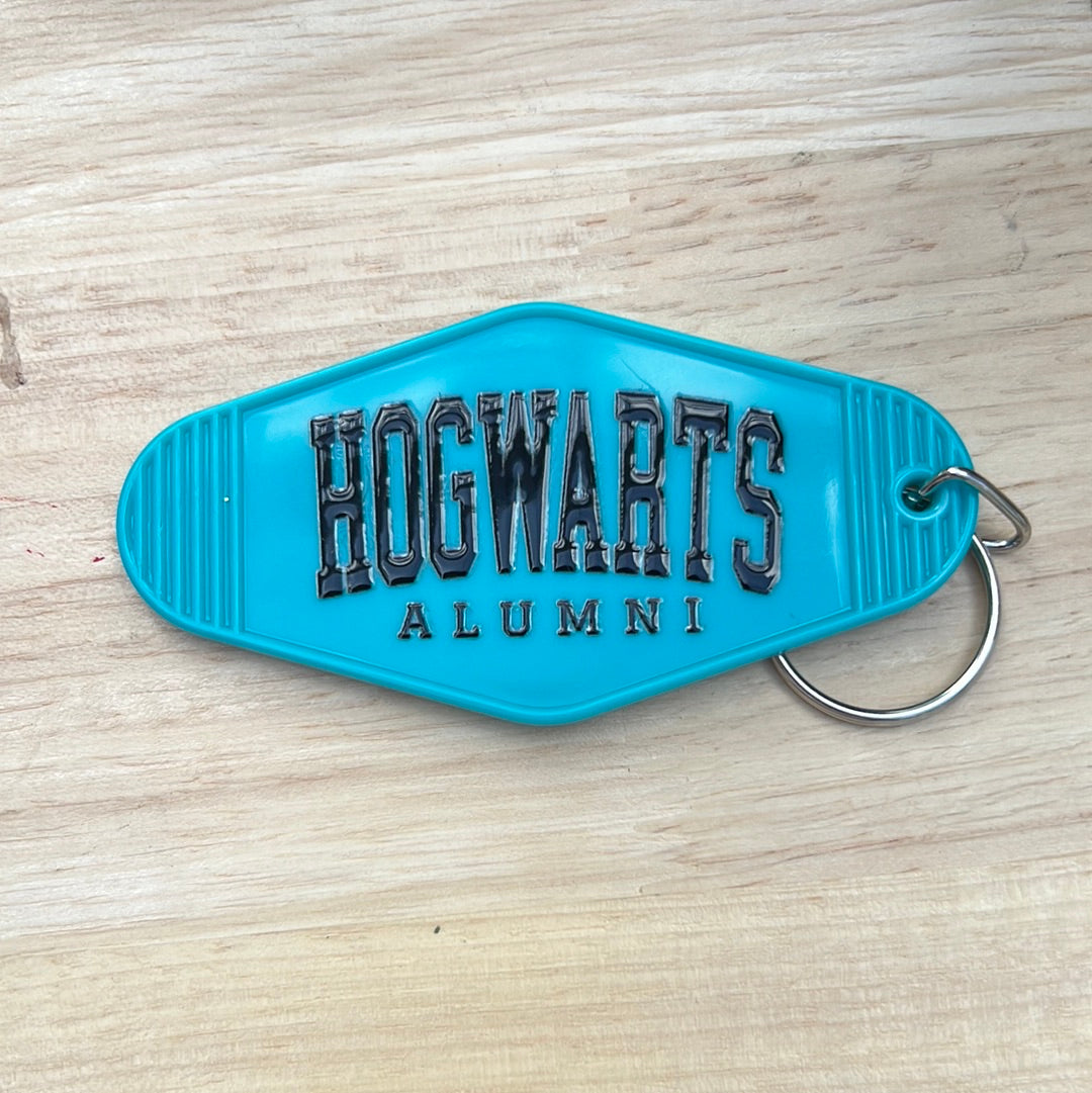 Hogwarts Alumni Motel Keychain