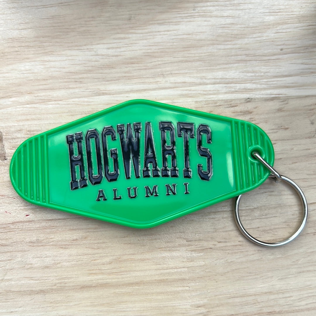 Hogwarts Alumni Motel Keychain